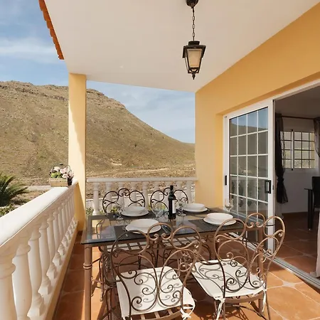 Bonita Casa Arianny Con Piscina أرونا
