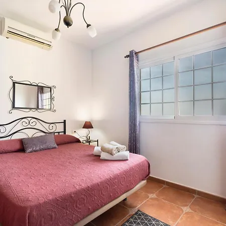 Bonita Casa Arianny Con Piscina بيت للعطل أرونا