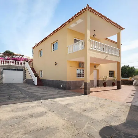 Bonita Casa Arianny Con Piscina أرونا